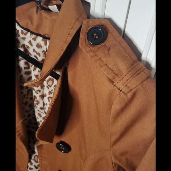 Spring/Fall Trench Coat - Picture 6 of 9
